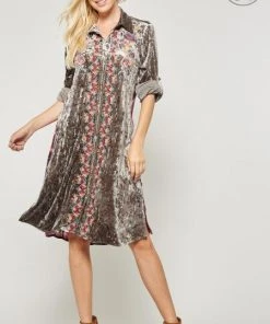 Andree By Unit What's New AHB EXCLUSIVE: Long Crushed Velvet Plaid Back Duster/Dress