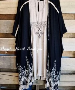 Andree By Unit AHB EXCLUSIVE: Classic Moment Cardigan/Kimono - Black - SALE